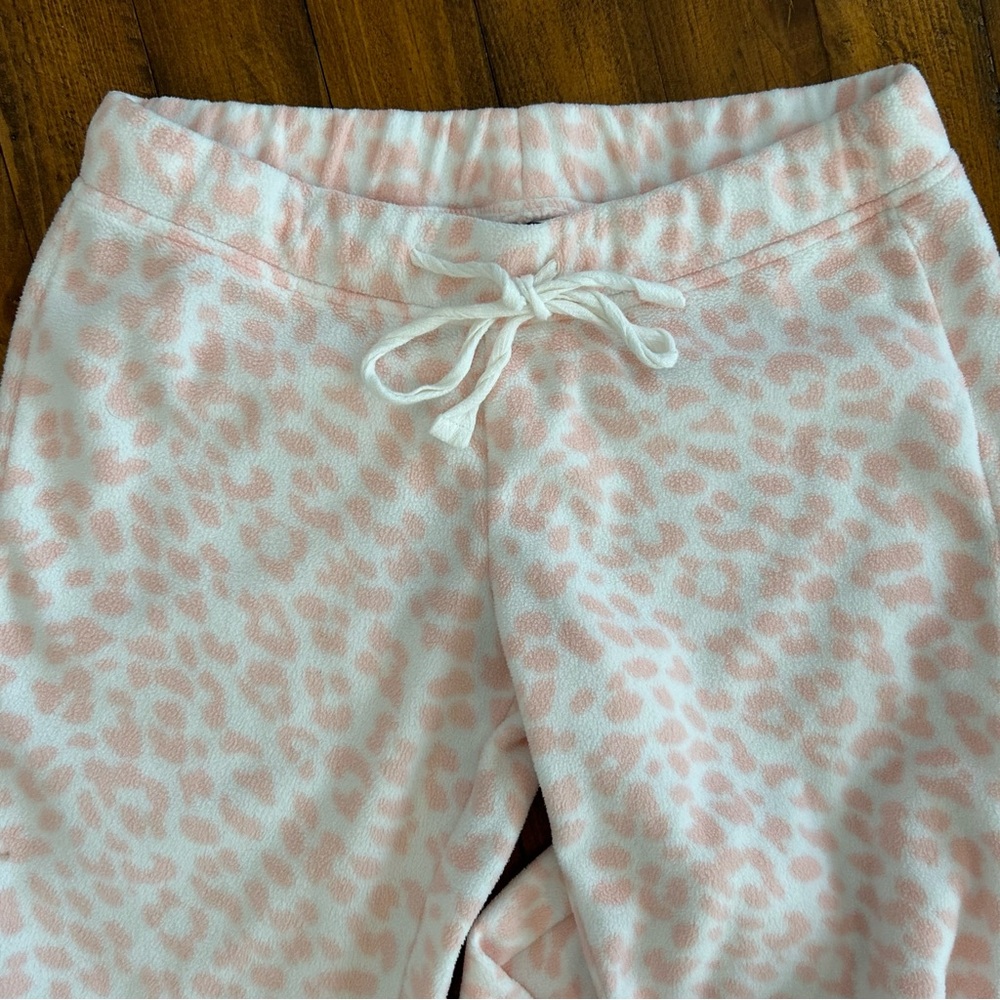 Old Navy | Fleece Lounge Pants - Picture 2 of 4